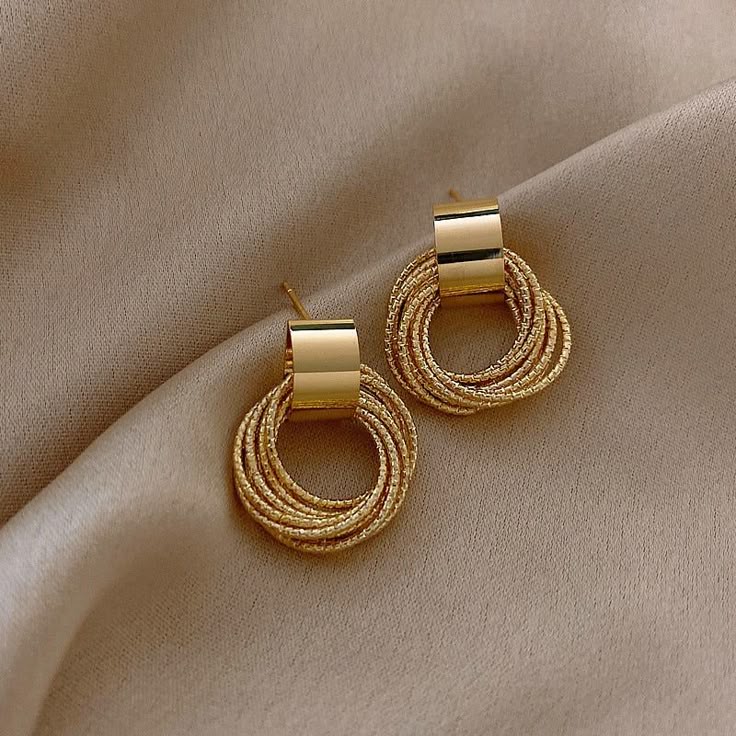 Women Ear-rings